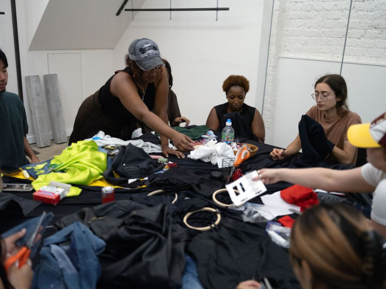 An FFF clothes workshop