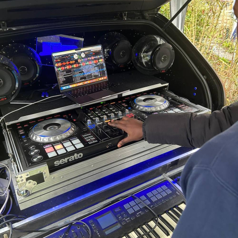 DJ set 