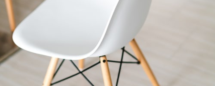 Dining room chair