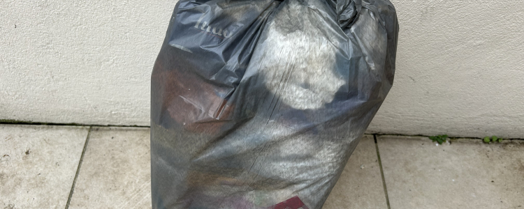 Black rubbish bag
